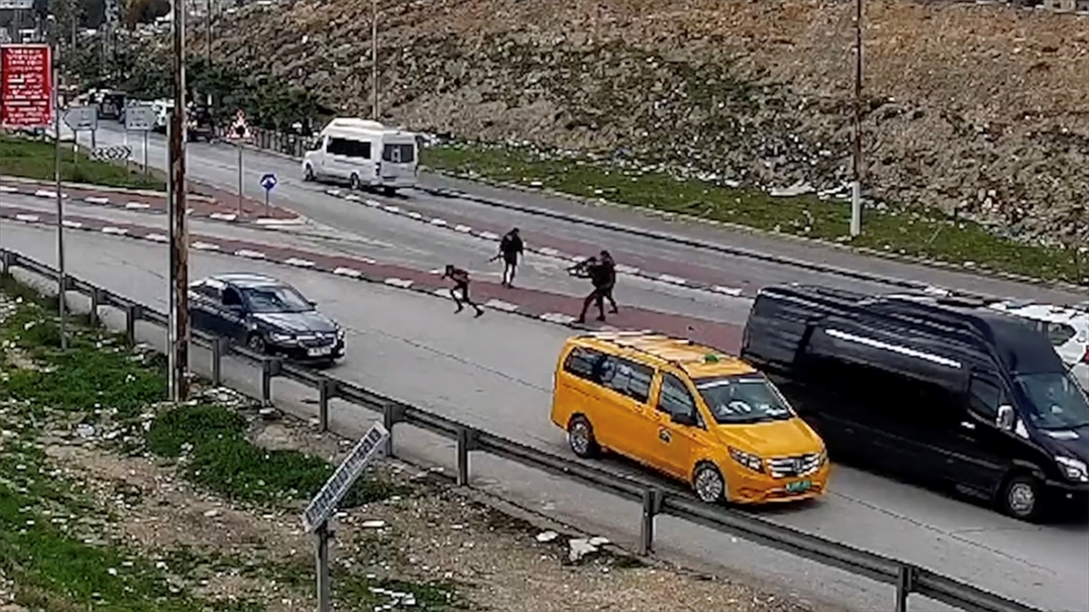 İsrail Polisinin Doğu Kudüs'te Yaralıyken Tekrar Ateş Ettiği Filistinli Çocuk Öldü