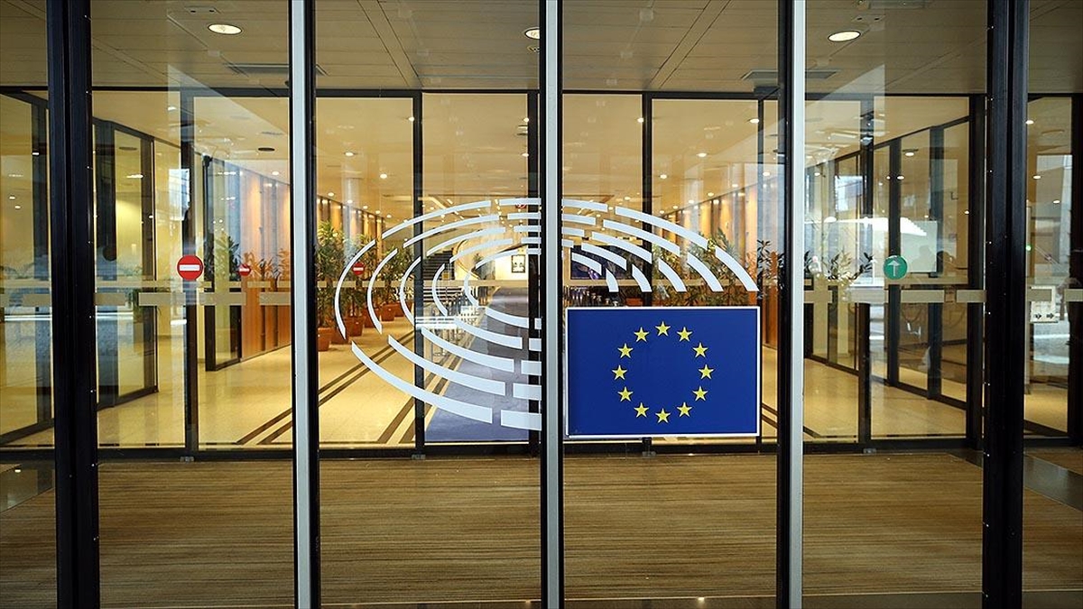 Ap Bağlantılı Yolsuzluk Soruşturmasında Belçika Makamlarının Siyasete Alet Olduğu İddiası