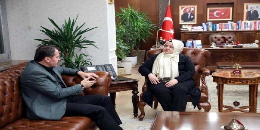 Bakan Selçuk, Memur-Sen Genel Başkanı Yalçın'a Hükümetin Yeni Zam Teklifini Sundu