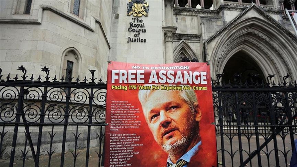 Bm İşkence Özel Raportörü'nden, İngiltere'yi Julian Assange'ın Abd'ye İadesini Gözden Geçirme Çağrısı