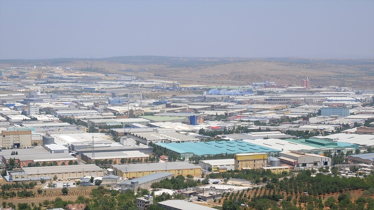 Depremden Etkilenen 11 İlin Sanayi İhracatında Çarklar Dönüyor