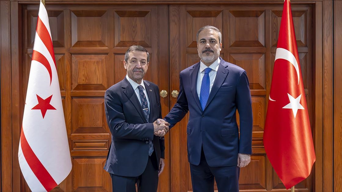 Bakan Fidan, Kktc Dışişleri Bakanı Ertuğruloğlu İle Ankara'da Görüştü