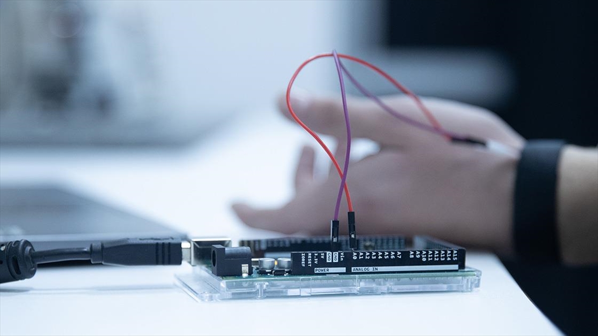 Türk Araştırmacılardan Hastalıkları Erken Teşhis Eden Giyilebilir Teknoloji