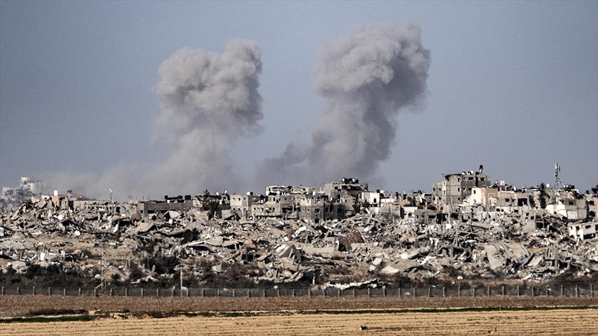 Hamas Heyeti İsrail İle Ateşkes Görüşmelerini Tamamlamak İçin Kahire'de