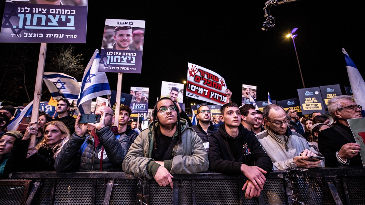 İsrail'de Aşırı Sağcılar "savaşa Devam" Derken, Esir Yakınları İse "ateşkes" Diye Haykırdı