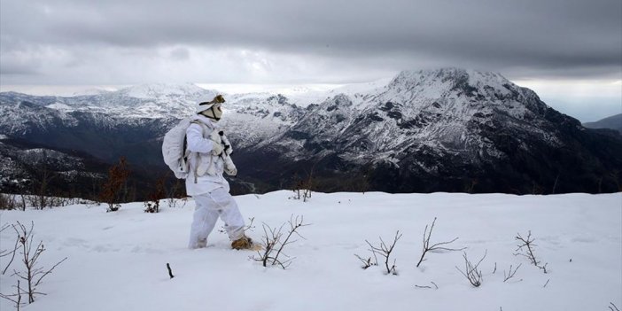Jöh Birlikleri, 2 Metre Karda Kış Operasyonlarını Sürdürüyor