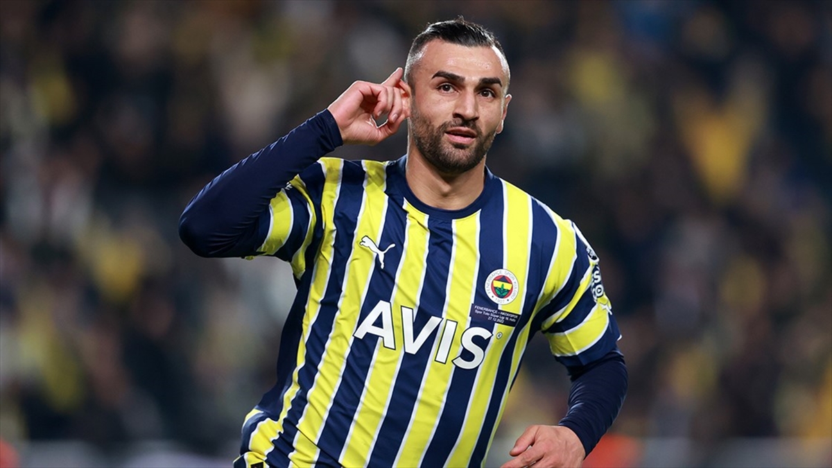 Fenerbahçe, Eski Futbolcusu Serdar Dursun'u Kiraladı