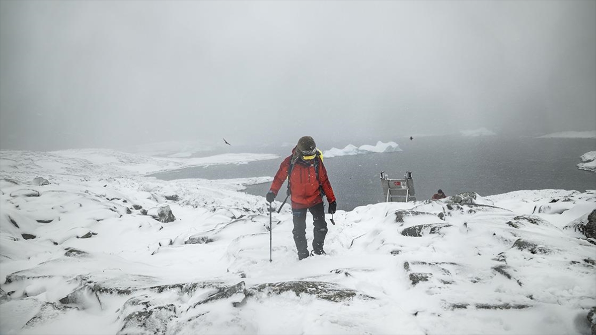 Türk Bilim Ekibi Dismal Adası'ndaki Çalışmalarını Tamamladı