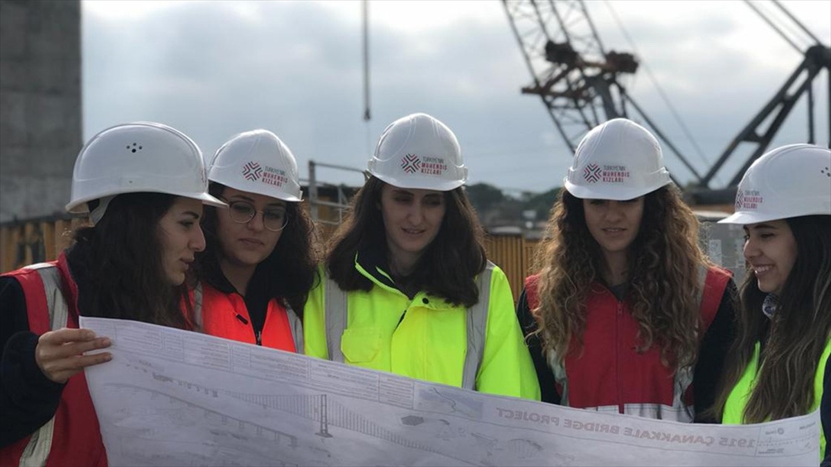 Türkiye'nin Mühendis Kızları Projesi'nde 54 Bin 931 Öğrenciye Ulaşıldı