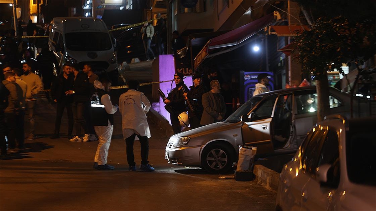 Küçükçekmece'deki Silahlı Saldırıyla İlgili Gözaltı Sayısı 23'e Yükseldi