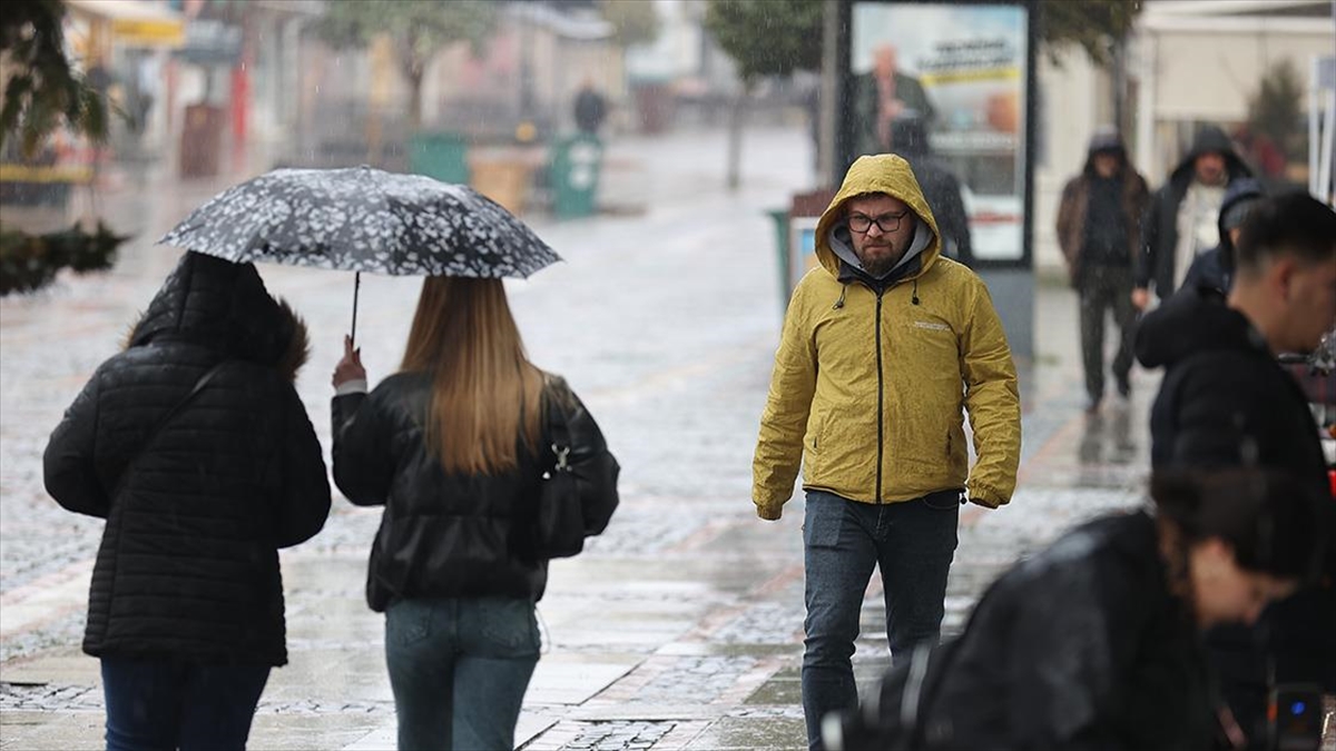 Türkiye'nin Kuzeybatı Şehirleri İçin Kuvvetli Sağanak Uyarısı