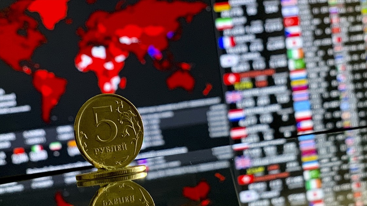 Moskova Borsası’nda İşlemler Durduruldu