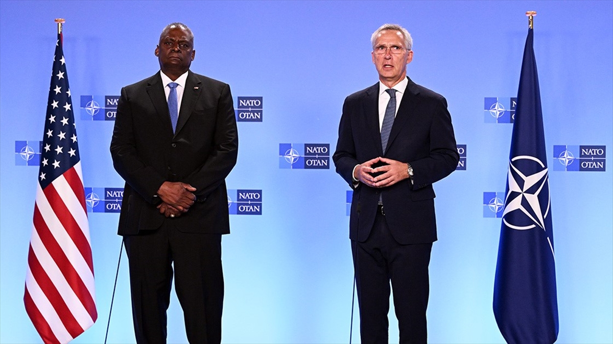 Abd Savunma Bakanı Austin, Nato Savunma Bakanları Toplantısı Öncesi Stoltenberg İle Görüştü