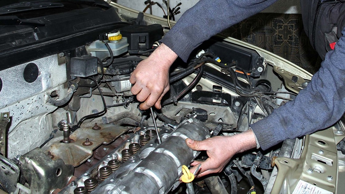 Edirne'ye Mahsus Uygulamayla Sanayi Esnafı Yurt Dışından Gelen Arızalı Araçları Tamir Edebiliyor