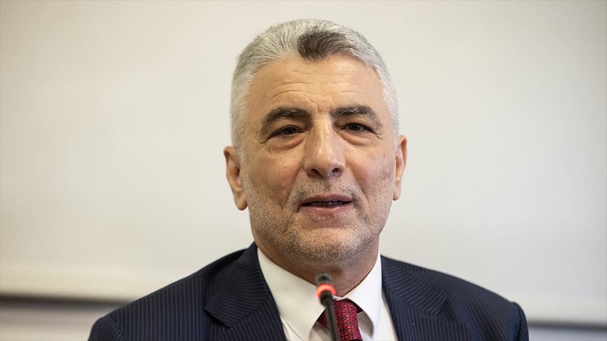 Ticaret Bakanı Bolat: Dış Ticaret Açığı, 2024 Yılı Ocak Ayında 6,2 Milyar Dolara Geriledi