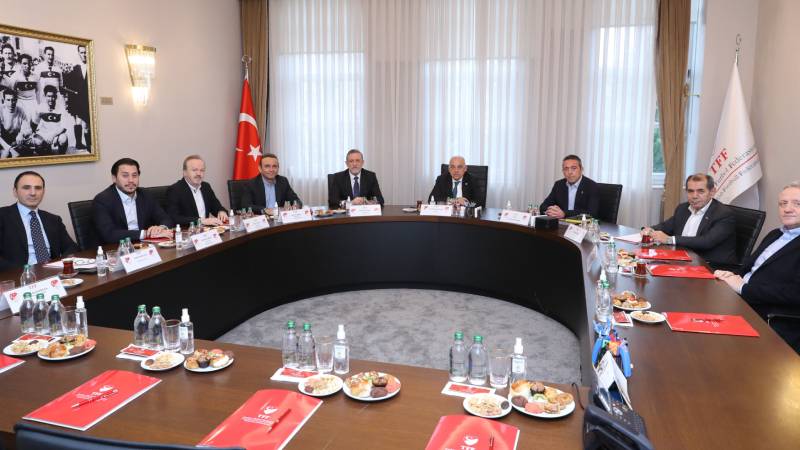 TFF'den yayın ihalesi açıklaması!