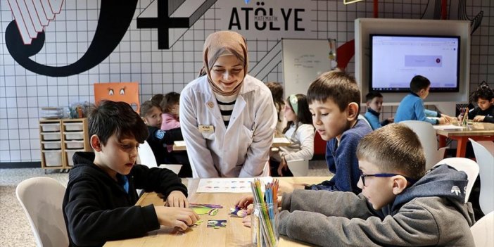 Özdemir Bayraktar Planetaryum Ve Bilim Merkezi'nde 80 Öğrenciye 3 Yıl Eğitim Verilecek