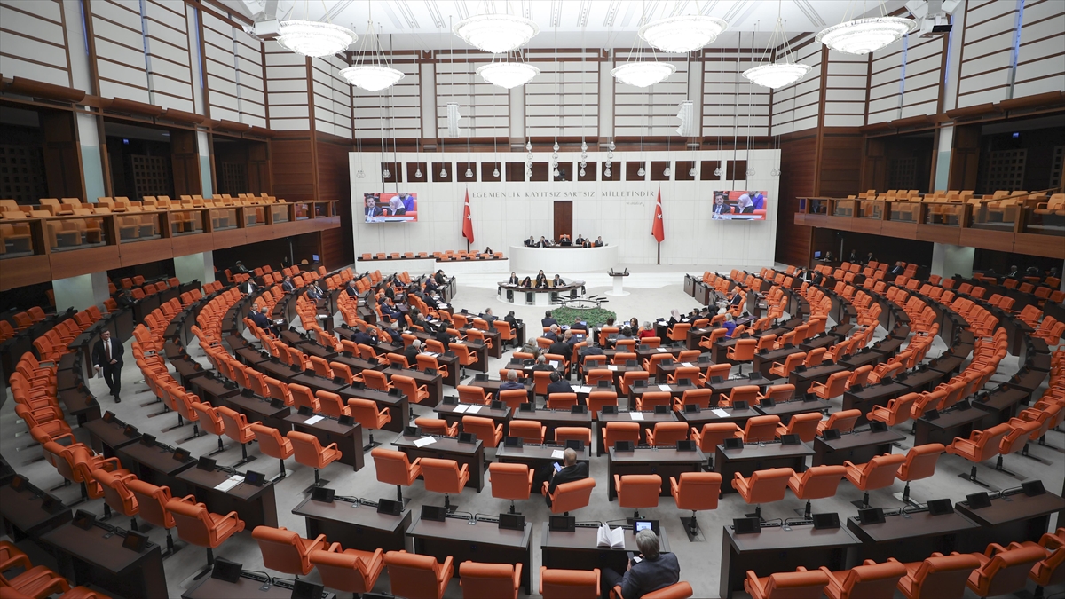 8. Yargı Paketinin İlk 14 Maddesi Tbmm Adalet Komisyonunda Kabul Edildi