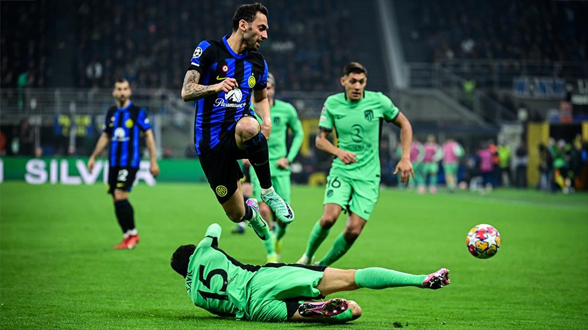 Uefa Şampiyonlar Ligi Son 16 Turuna İki Maçla Devam Edildi