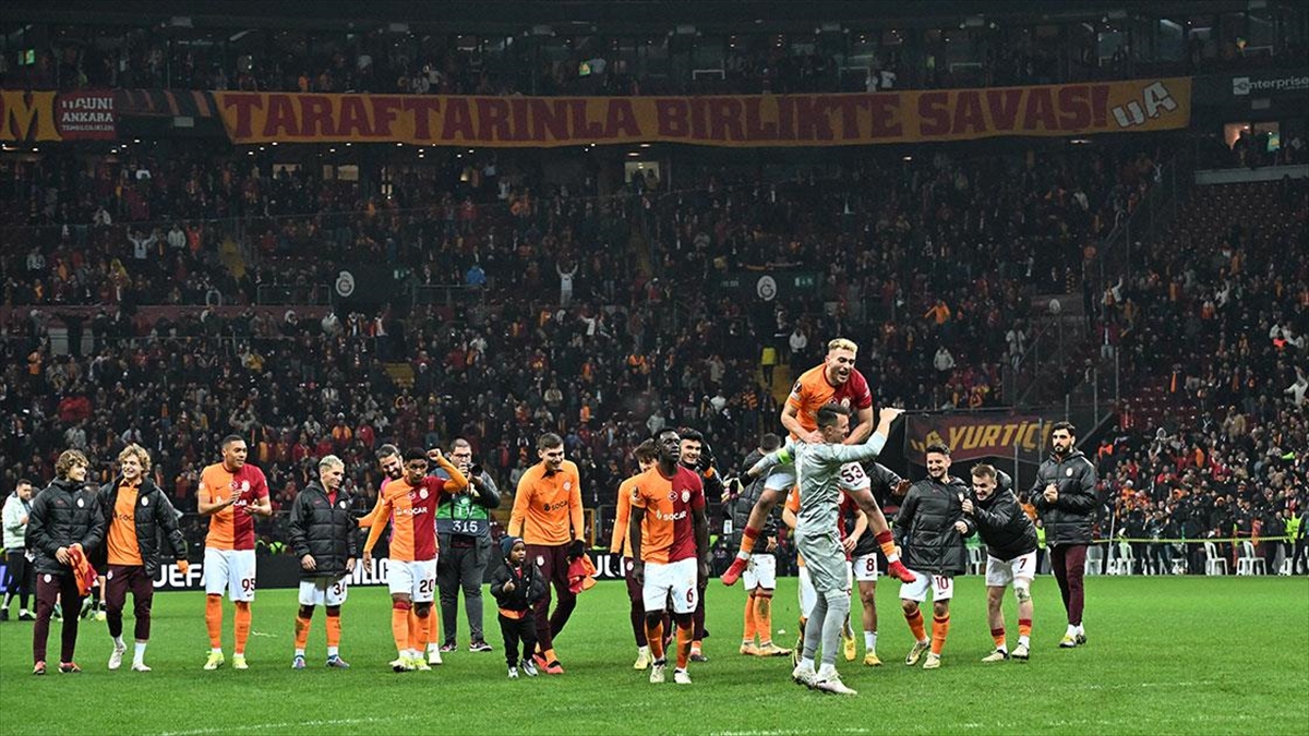 Galatasaray, Uefa Avrupa Ligi'nde Son 16 Turu İçin Sahaya Çıkıyor