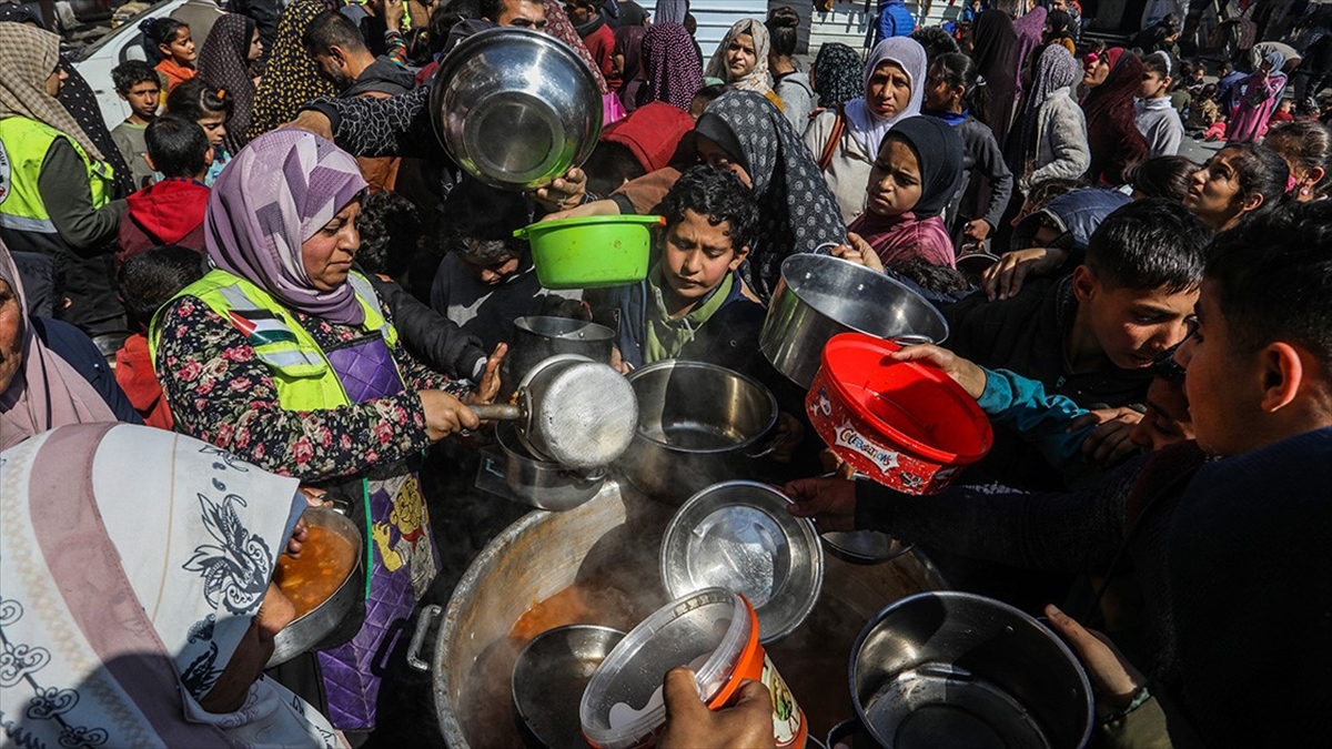 MSF: Refah'ta Yaşayan Gazzeliler Temel İhtiyaçlardan Mahrum Bırakıldı