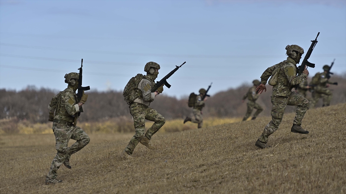 Kanada Ordusu Personel Eksikliği Yaşıyor