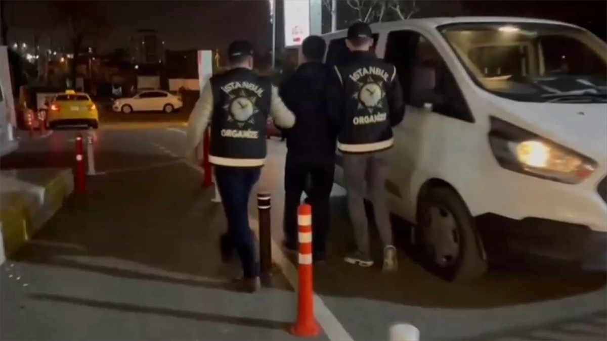 Fetö'ye Yönelik "kıskaç-8" Operasyonlarında 61 Şüpheli Yakalandı