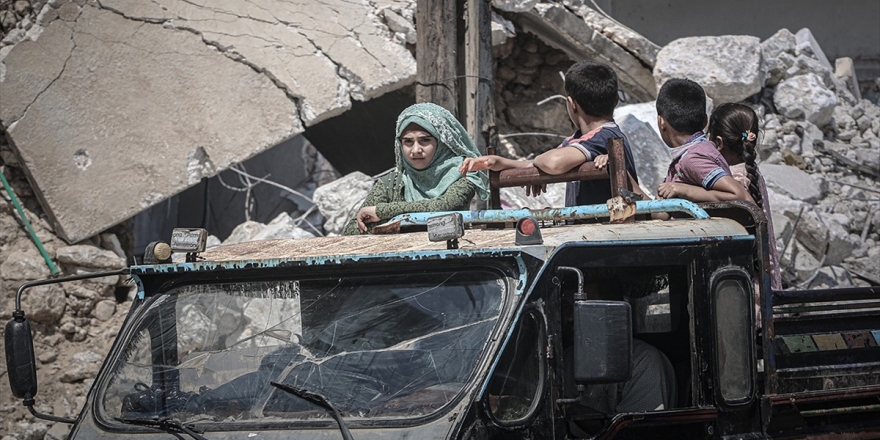 İdlib'de Yerinden Edilenlerin Sayısı 1 Milyona Yaklaştı