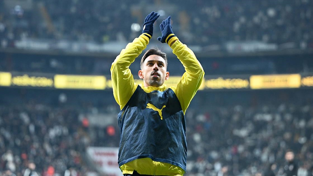 Fenerbahçeli İrfan Can Kahveci'nin Adalesinde 2. Derece Yırtık Tespit Edildi