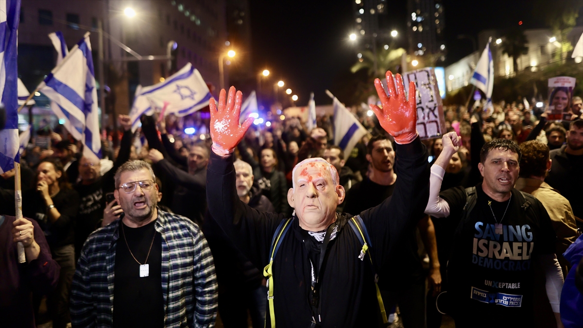 İsrailliler, Hükümetin İstifası Ve Erken Seçim Talebiyle Sokaklara Döküldü