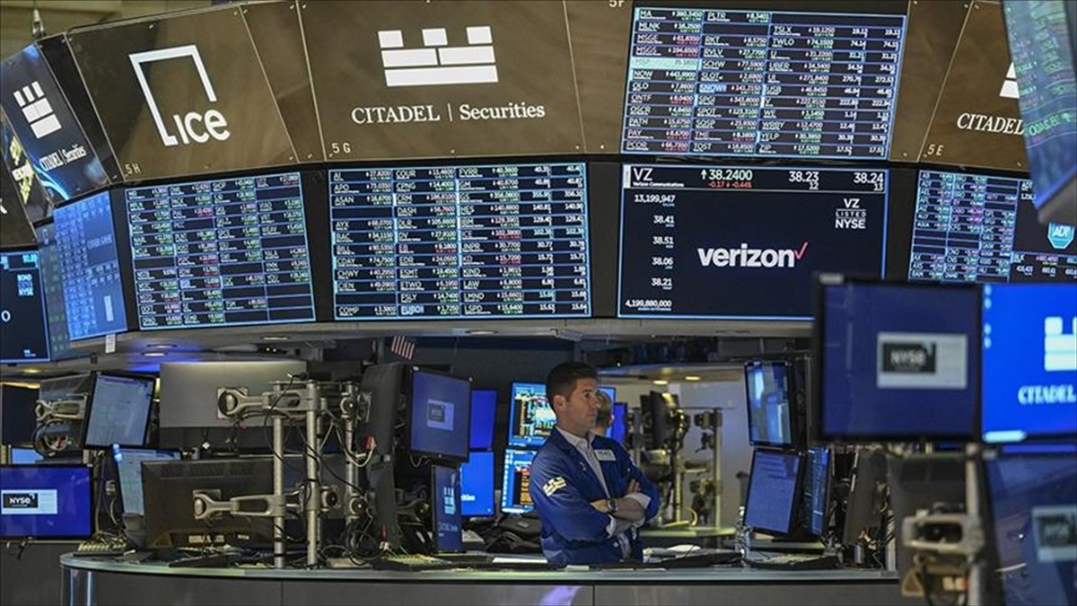 Küresel Piyasalar Karışık Seyrediyor