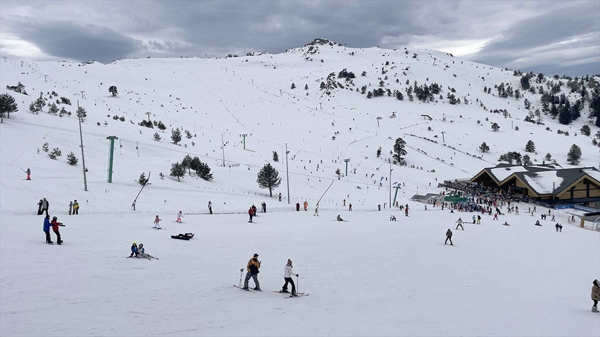 Kartalkaya En Fazla Kar Kalınlığının Ölçüldüğü Kayak Merkezi Oldu