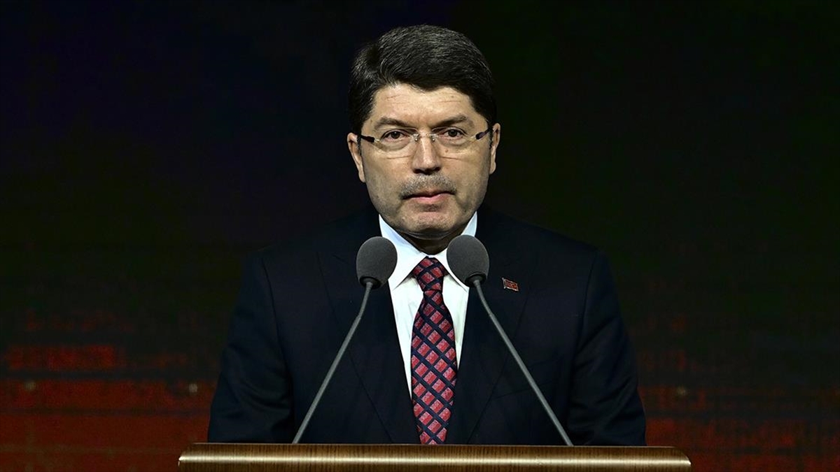 Bakan Tunç: Erzincan'daki Toprak Kaymasında Sorumluluğu Bulunanlar Yargı Tarafından Ortaya Çıkarılacak