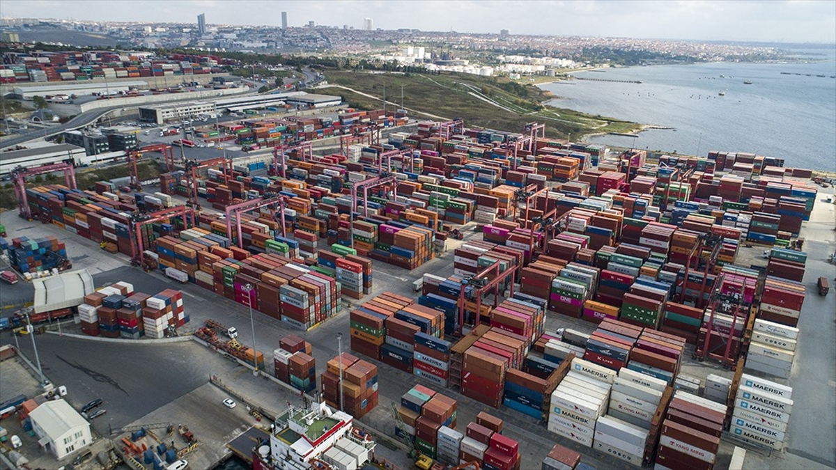 Türkiye'nin İhracatı Ocakta 19 Milyar 991 Milyon Dolar Olarak Gerçekleşti