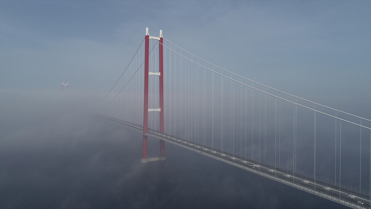 Çanakkale Boğazı Sis Nedeniyle Transit Gemilere Kapatıldı