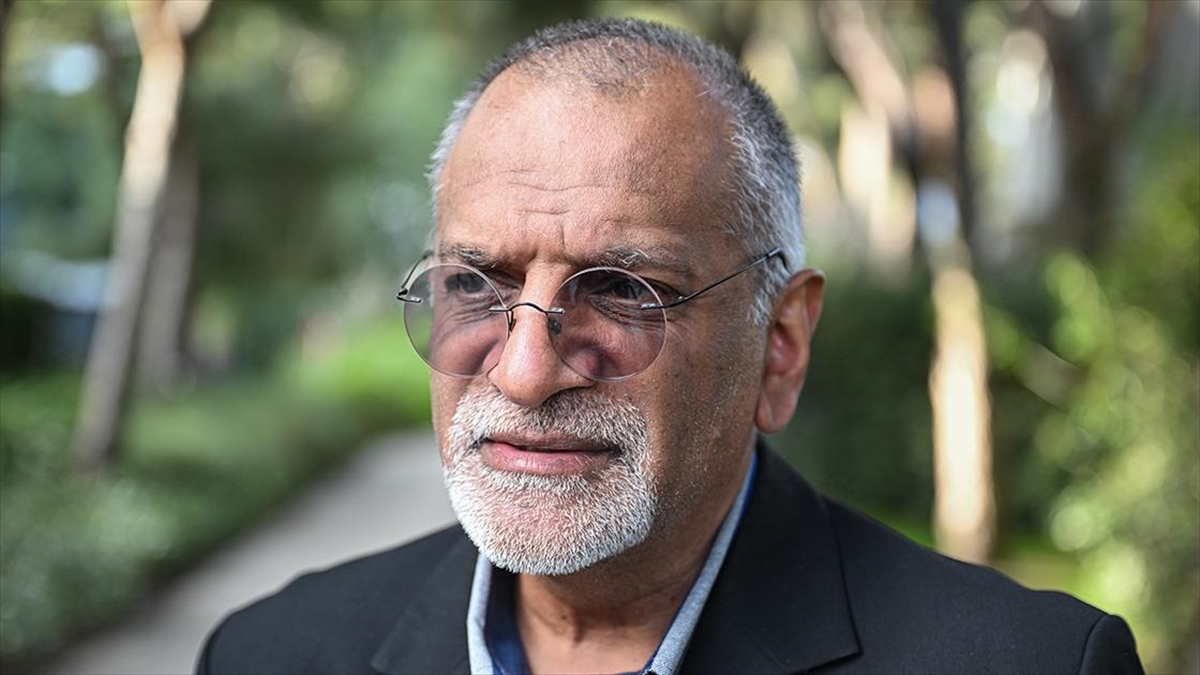 İletişim Danışmanı Devjee, Batılı Ülkelerin İnsan Hakları Konusunda Konuşamayacağını Söyledi