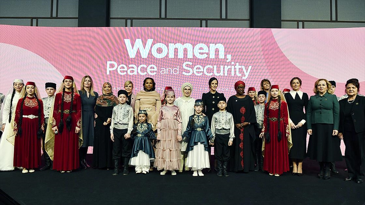 "kadın, Barış Ve Güvenlik Üzerine Yüksek Düzeyli Oturum"da Emine Erdoğan'ın Bu Konudaki Öncü Rolü Vurgulandı