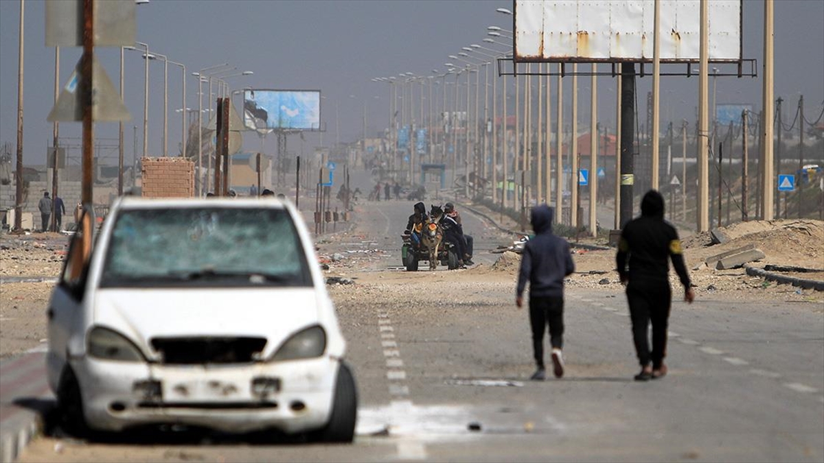 Abd'li Komedyen Zahr, Biden'ı "filistin'deki Soykırıma Destek Vermek"le Suçladı