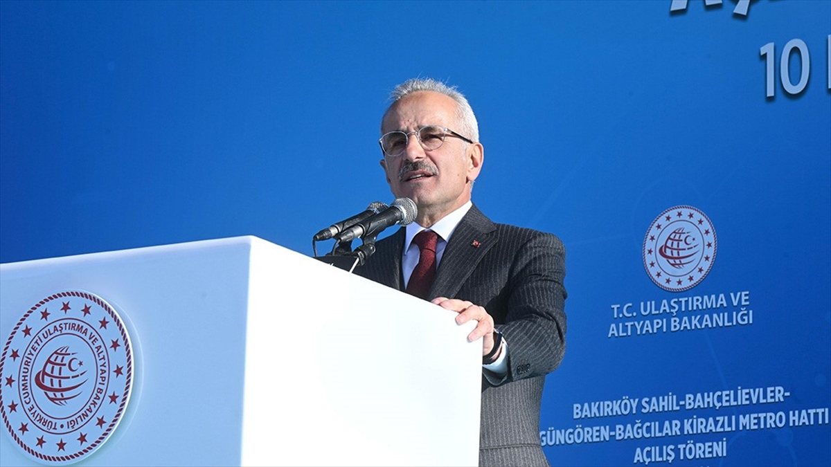 Bakan Uraloğlu: Türkiye Genelinde Şehir İçi Raylı Sistem Hattının 407 Kilometresini Biz İnşa Ettik