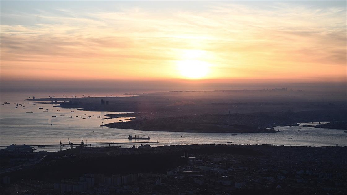 Çamlıca Kulesi'nde Ramazan Öncesi "ay'ın Görünüm İzlencesi" İle İlgili Ölçüm Yapıldı