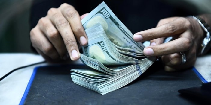Dolar kritik eşiği de aştı