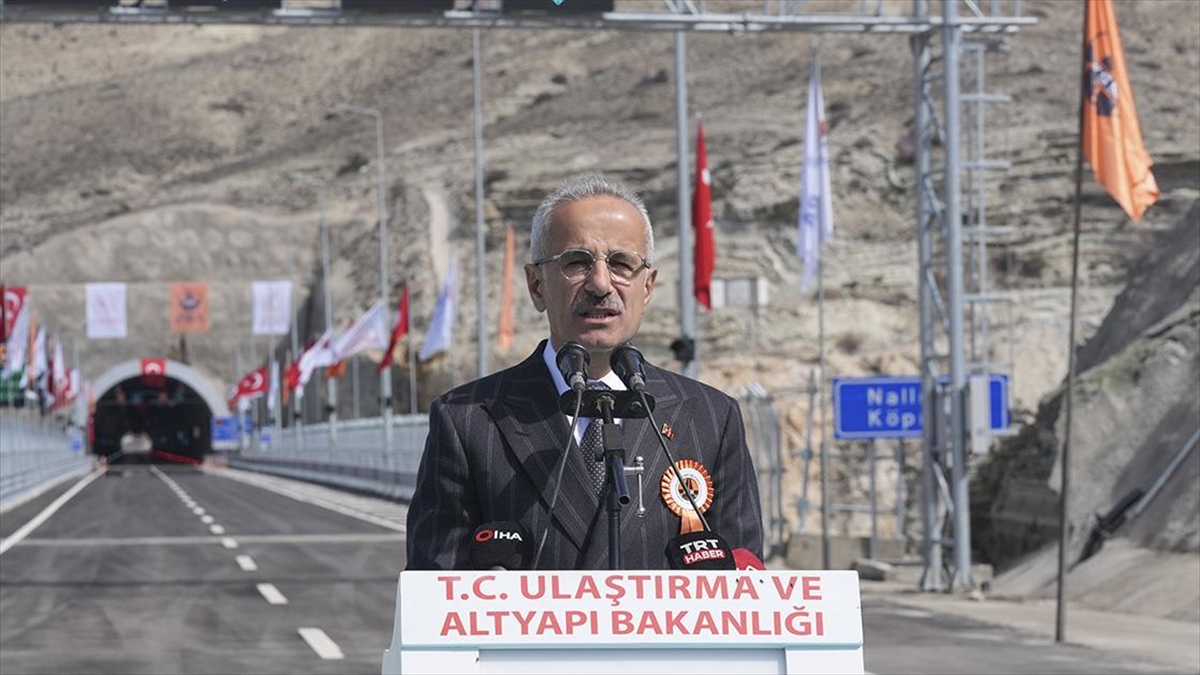 Nallıhan Köprüsü İle Kuş Cenneti Tüneli Ve Bağlantı Yolları Açıldı