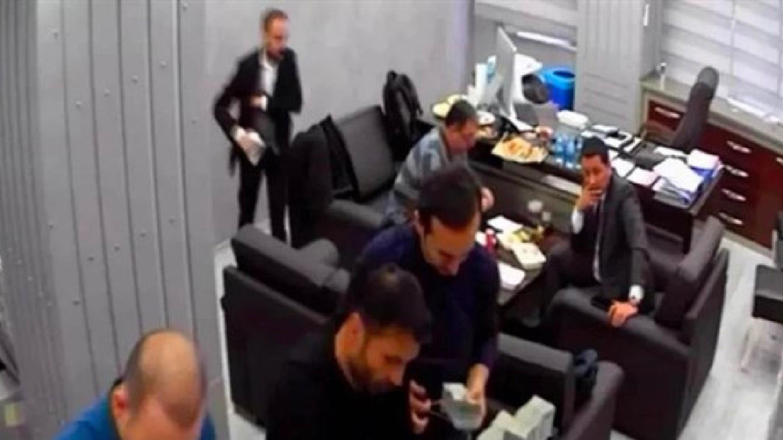 CHP İl Başkanlığı'ndaki para sayma görüntüleriyle ilgili soruşturma başlatıldı