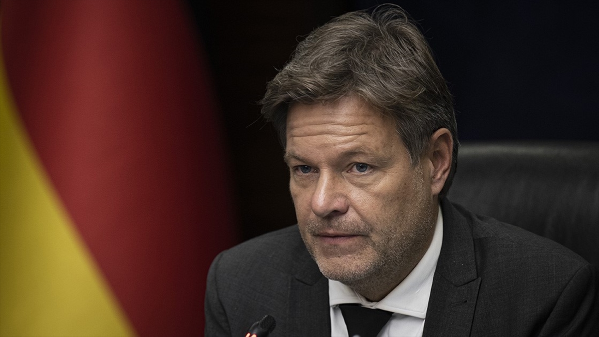 Almanya Ekonomi Bakanı Habeck'ten, Daha Az Çalışma Saati Taleplerine Eleştiri: Şu Anda Bunu Gerçekten Göze Alamayız