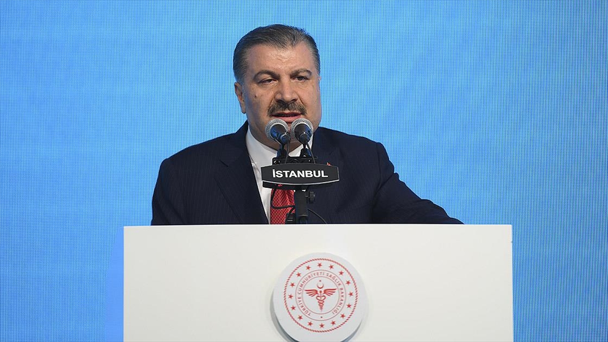 Sağlık Bakanı Koca: 4 Yıl Sonra 51 Bin Uzman Hekim Daha Kadromuza Katılacak