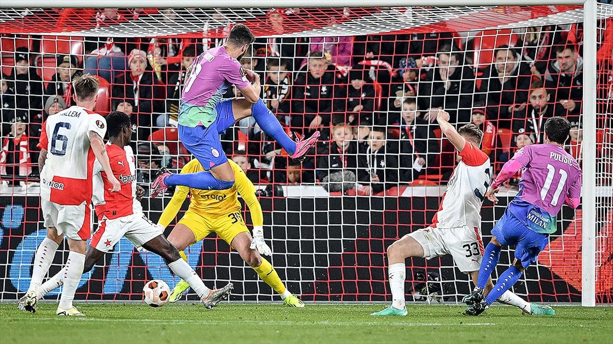 Uefa Avrupa Ligi'nde 4 Takım Adını Çeyrek Finale Yazdırdı