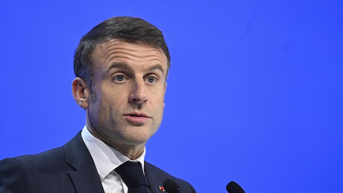 Macron: Rusya Savaşı Kazanırsa Avrupa'nın Kredibilitesi Sıfıra İner
