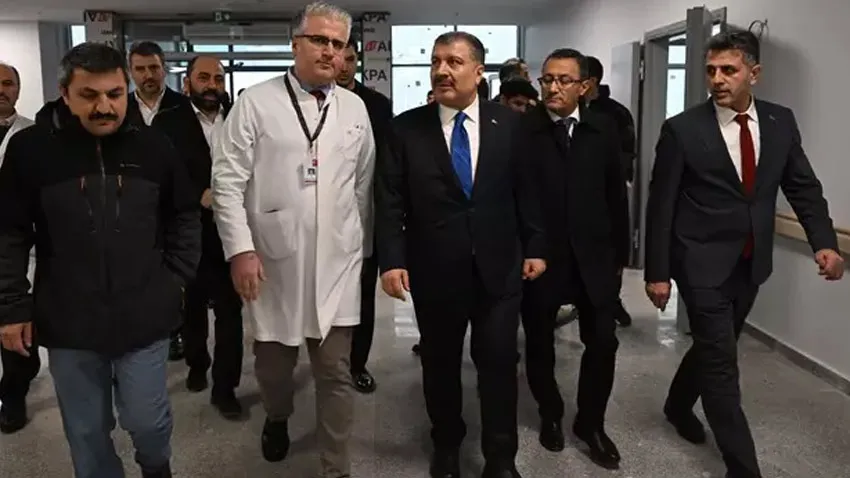 Bakan Koca İstanbul'da 5 ilçeyi işaret etti