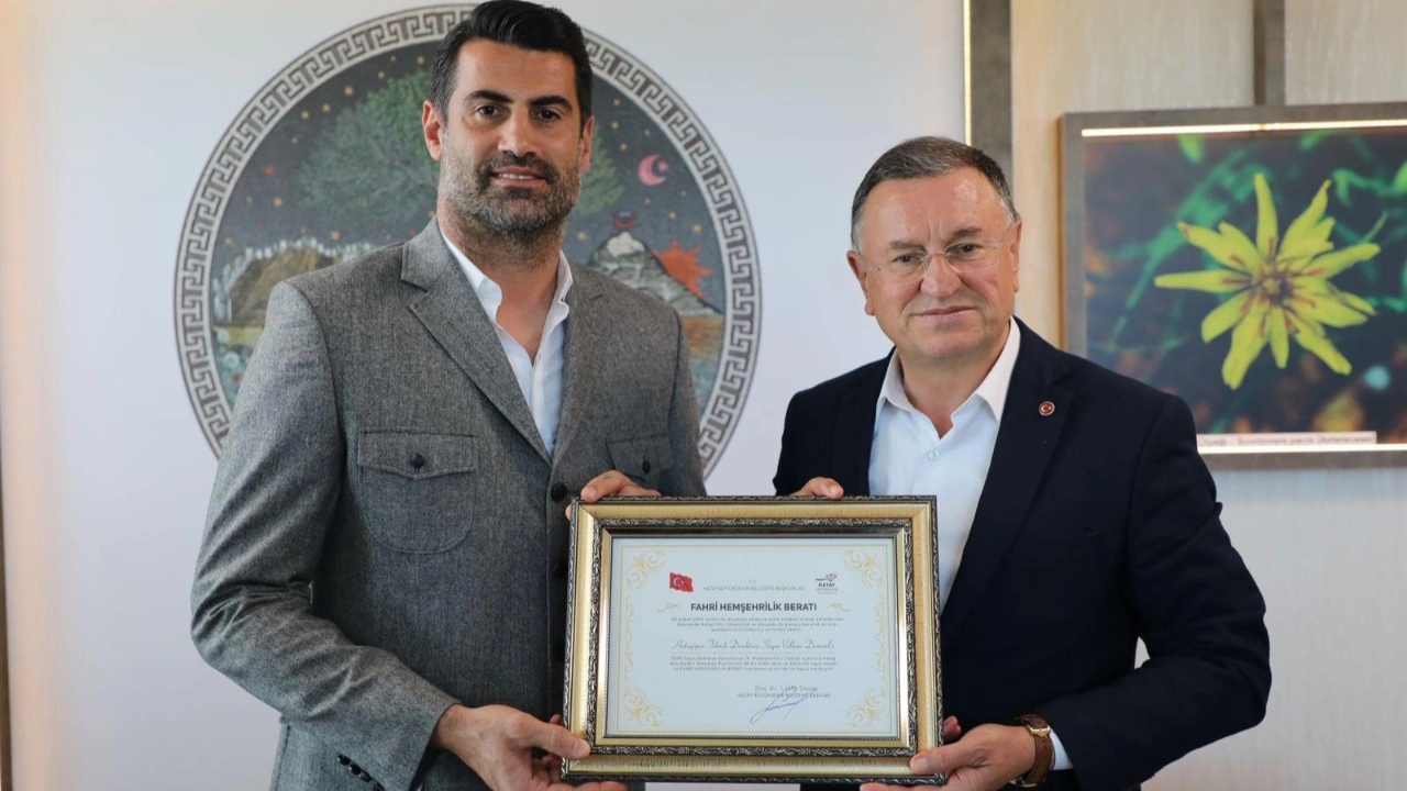 Volkan Demirel'e büyük onur