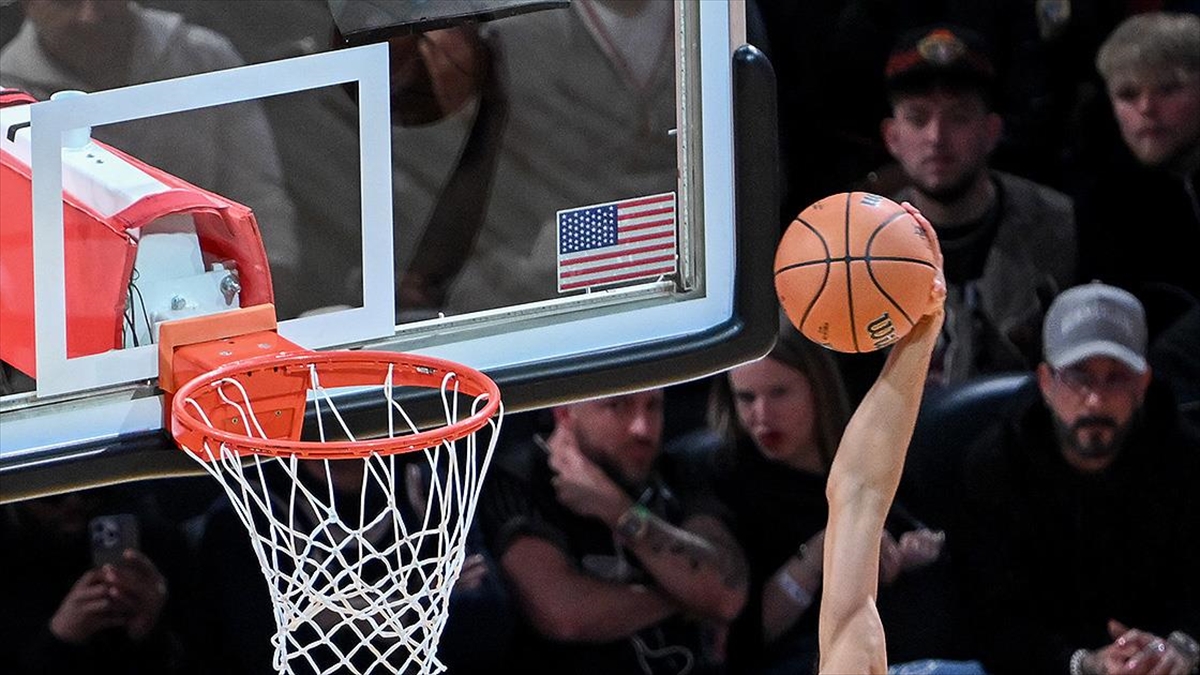 Nba'de Ömer Faruk Yurtseven 14 Sayı Attı, Utah Jazz Kaybetti